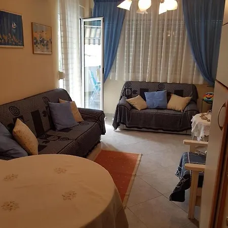 Apartment Sweet Dream